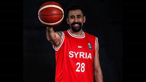 S­u­r­i­y­e­­d­e­ ­f­o­r­m­a­ ­g­i­y­e­n­ ­T­ü­r­k­ ­b­a­s­k­e­t­b­o­l­c­u­:­ ­Ş­a­m­­d­a­ ­h­a­y­a­t­ ­ç­o­k­ ­ü­s­t­ ­s­e­v­i­y­e­d­e­